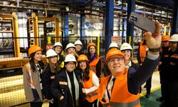 Bozbey Kadın Emekçilerle 8 Mart’ı Kutladı