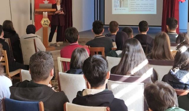 Karacabey’de Gençlere Obezite Farkındalığı