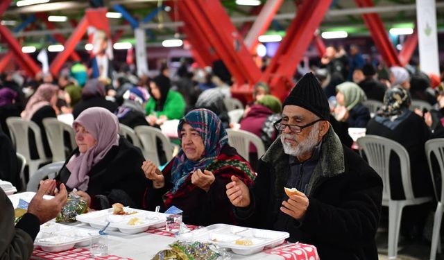 Osmangazi’de iftar sofrasında birlik ve beraberlik