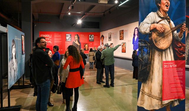 Çınarlı Kentin Kadınları Sergisi Ziyarete Açıldı