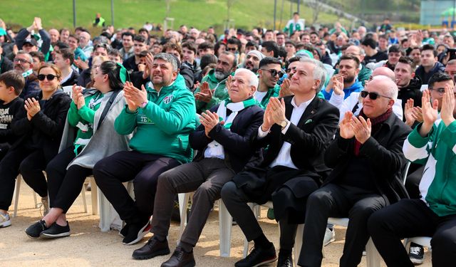 Bursaspor Maçı Dev Ekranlarda Hep Birlikte İzlendi