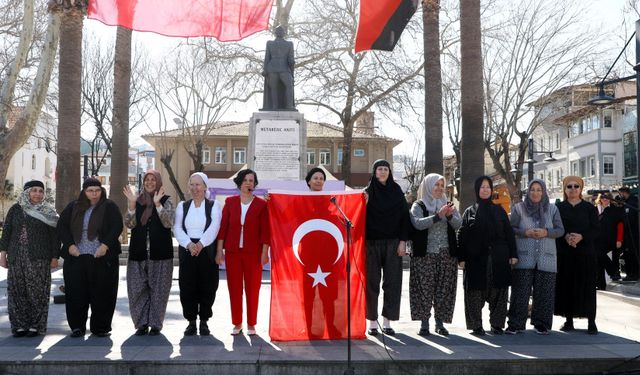 Mudanya’da 8 Mart İçin Sergi Ve Gösteriler Düzenlendi