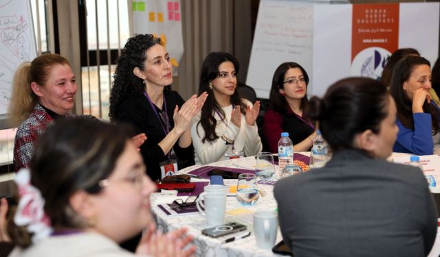 Bursa’da Kadın Çalıştayı Yol Haritası Oluşturdu
