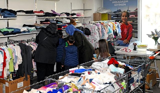 Sevgi Mağazasıyla Çocuklara Bayram Sevinci