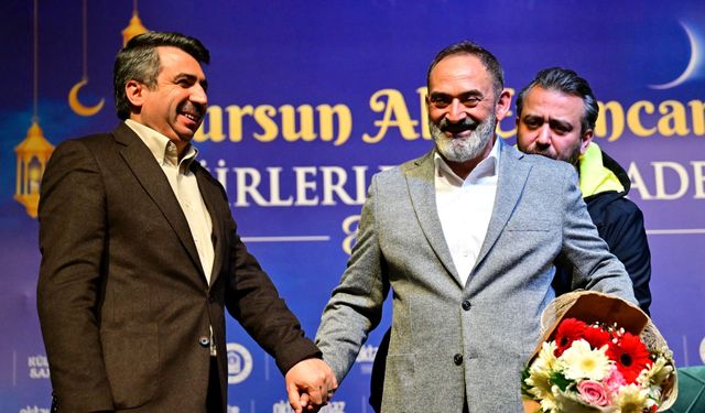 Dursun Ali Erzincanlı Yıldırım’da Şiir Dinletisi Sundu