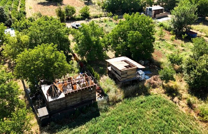 İnegöl Belediyesi’nden Çitli’de 16 kaçak yapıya müdahale